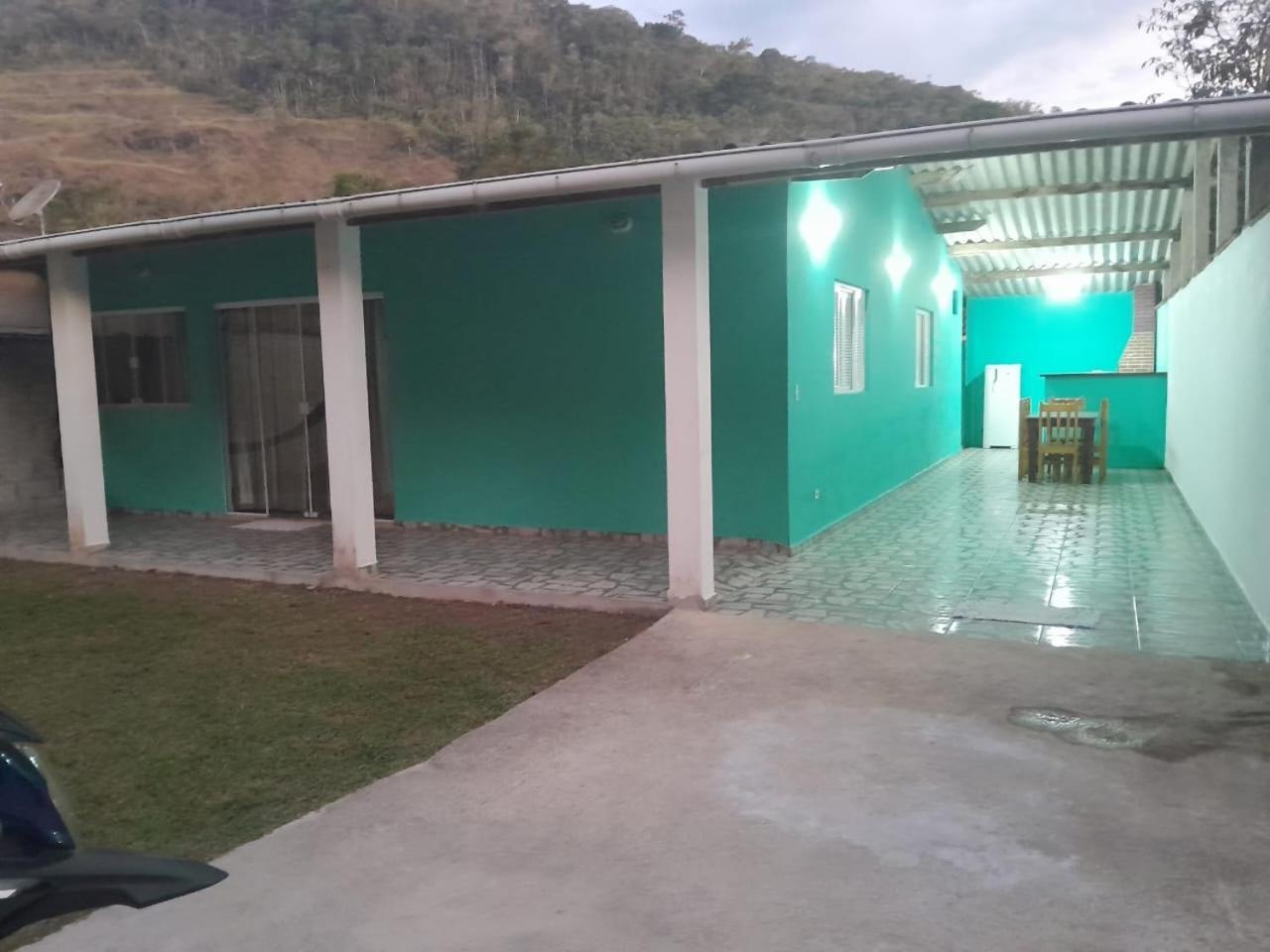 Vila Casa Ampla E Confortavel A 10 Minutos Praia Ubatumirim Cambuca Ubatuba Exteriér fotografie